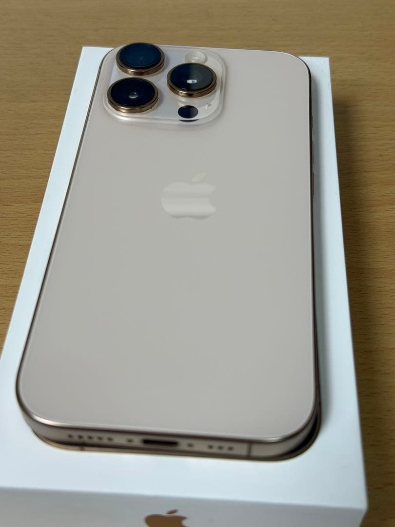 iPhone 16 Pro 256GB デザートチタニウム　SIMフリー