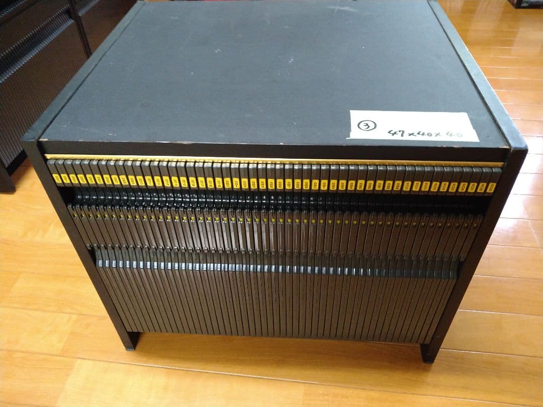 ③ LD カラオケ ディスクケース 50枚