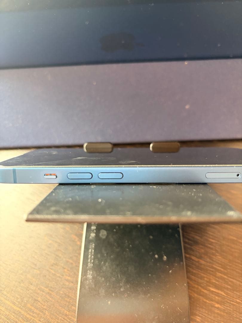 極美品　Apple iPhone 13 ブルー256Gバッテリー100%