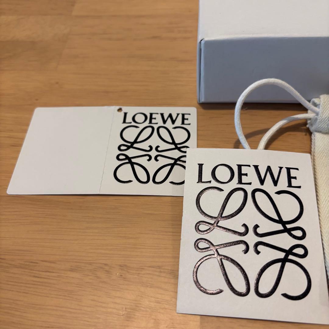 【美品】LOEWE ロエベ アナグラムブローチ ブローチ ゴールド