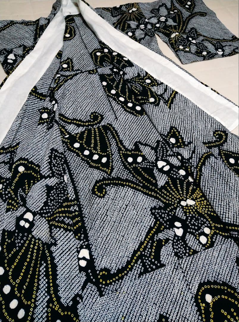 有松鳴海絞り　浴衣