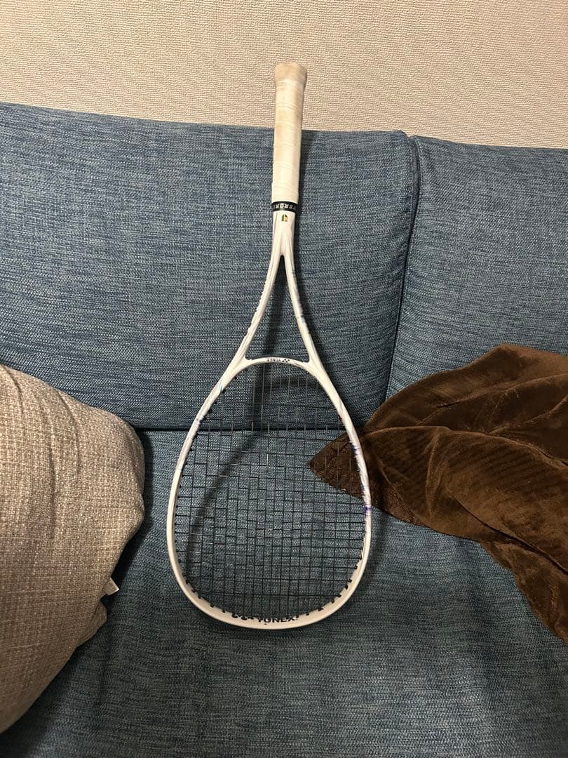 週末限定値下げ！！ソフトテニスヨネックスボルトレイジ5V