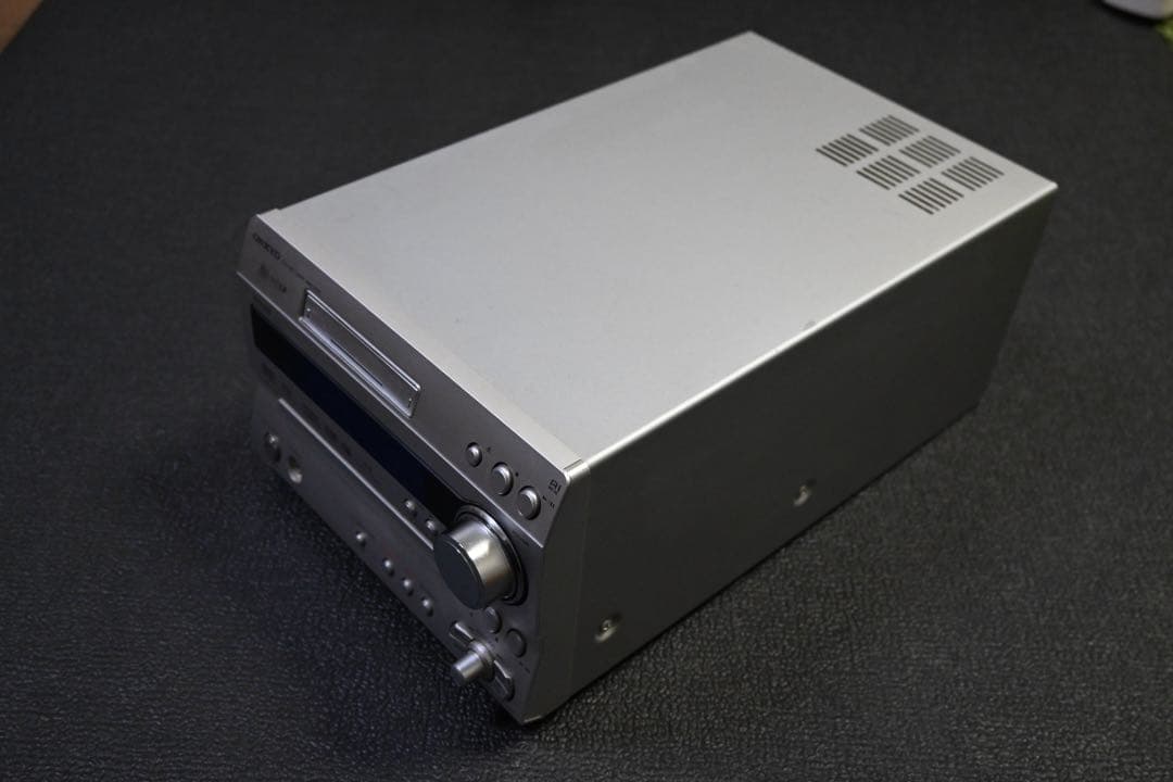 訳あり　再生確認のみ　ONKYO FR-UN7 本体のみ　ミニコンポ