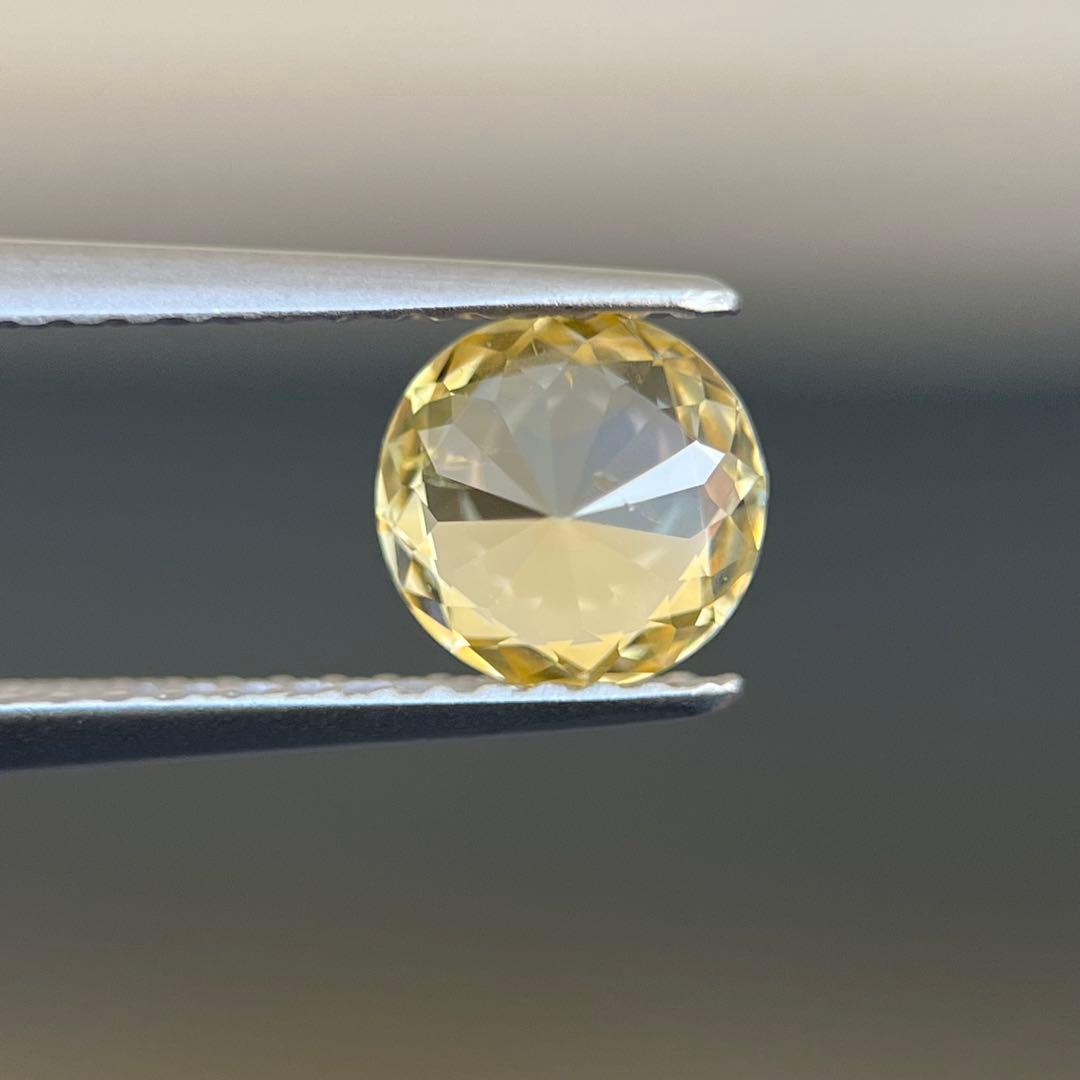 スリランカ産非加熱天然イエローサファイアルース