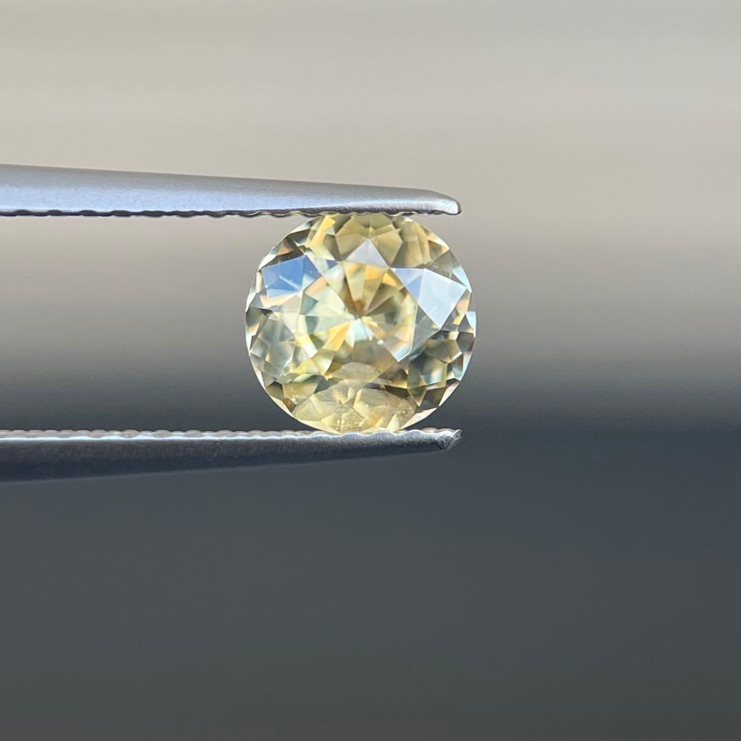 スリランカ産非加熱天然イエローサファイアルース