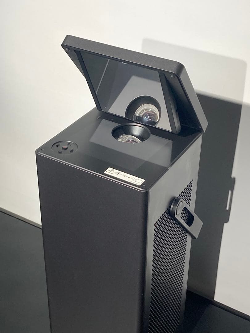 4K HDR対応レーザープロジェクター LG HU80KS