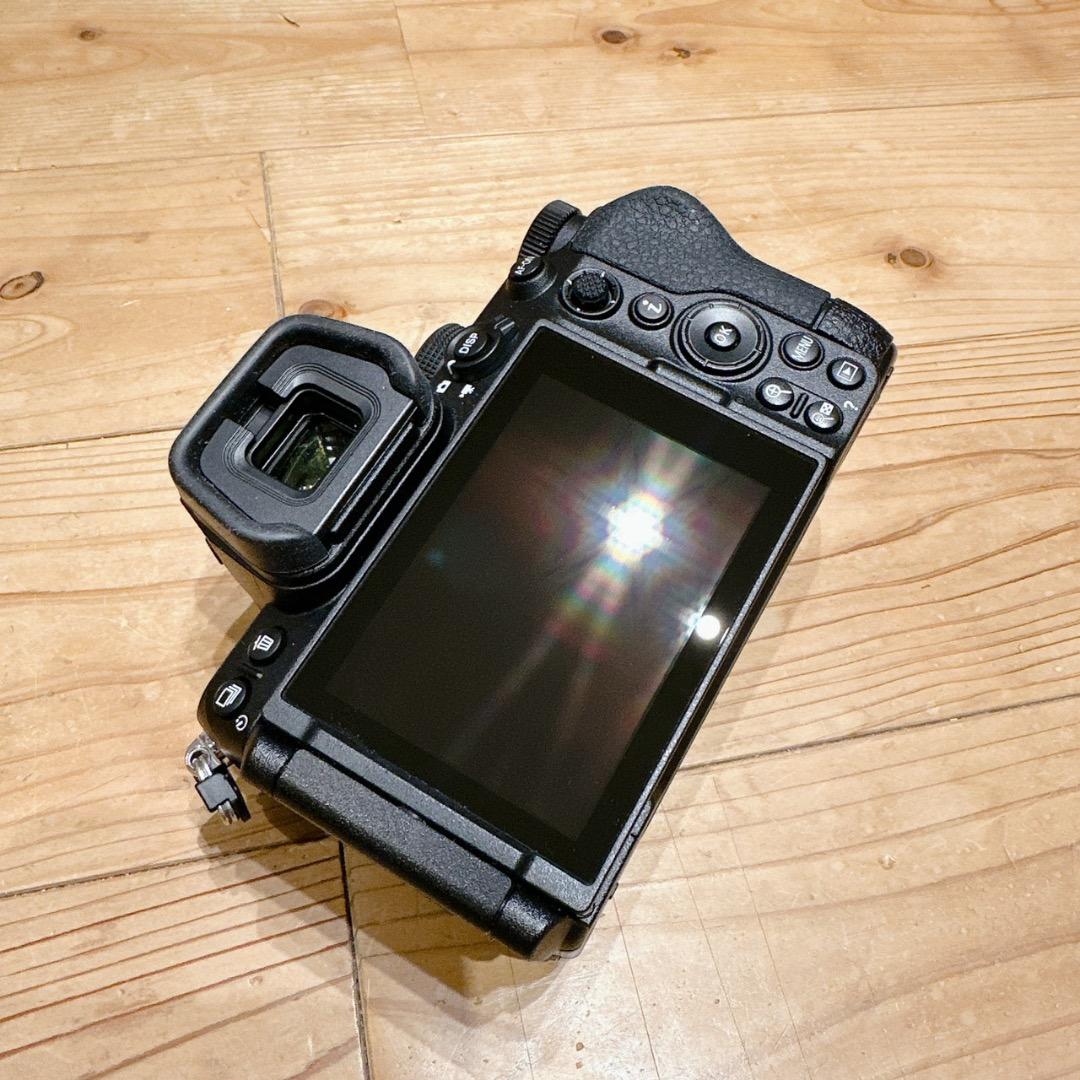 Nikon Z 5 II 本体美品 箱付き　保証書付き