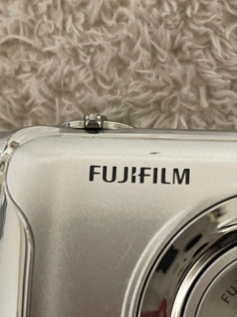 FUJIFILM単三電池使用FinePix A610動作確認済み