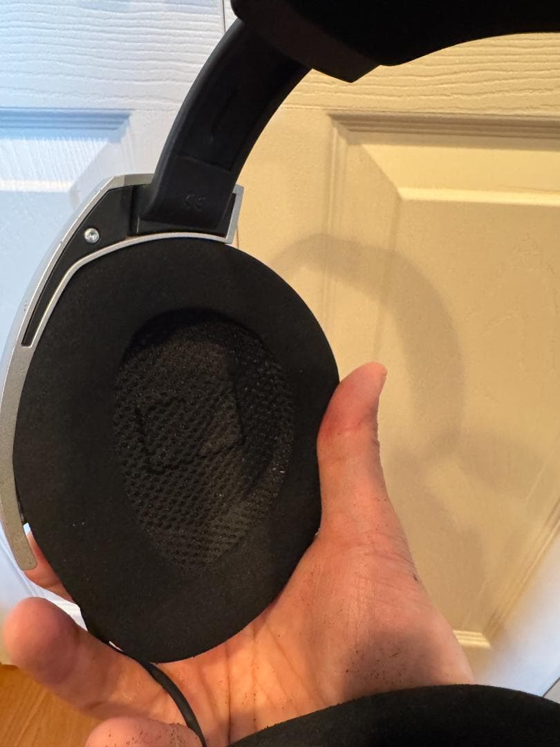 【ゼンハイザー HD800】ヘッドホン イヤーパッド劣化あり