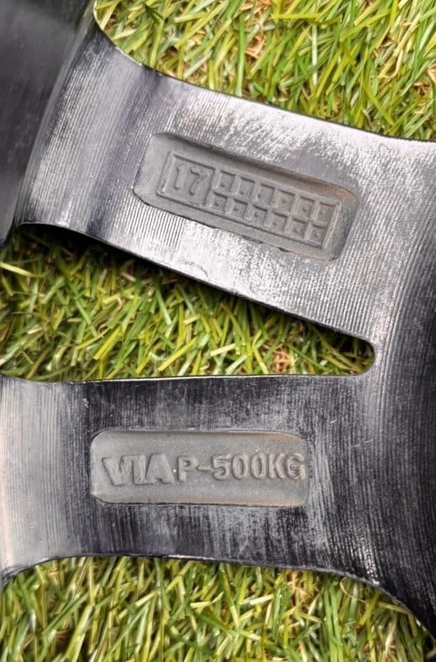 BAHNS TECH 13インチ VRX2付 4本セット