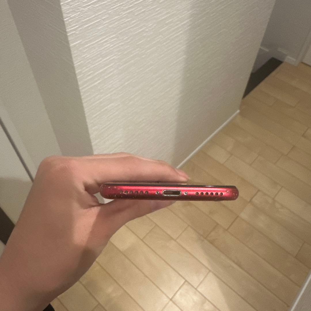 Apple iPhone SE (第2世代) 赤