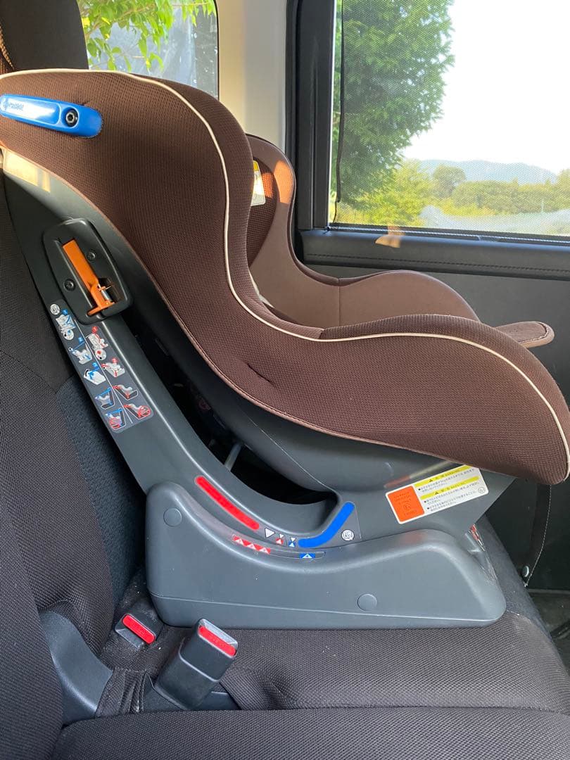 Combi チャイルドシート ウィゴー　ホームクリーニング済み