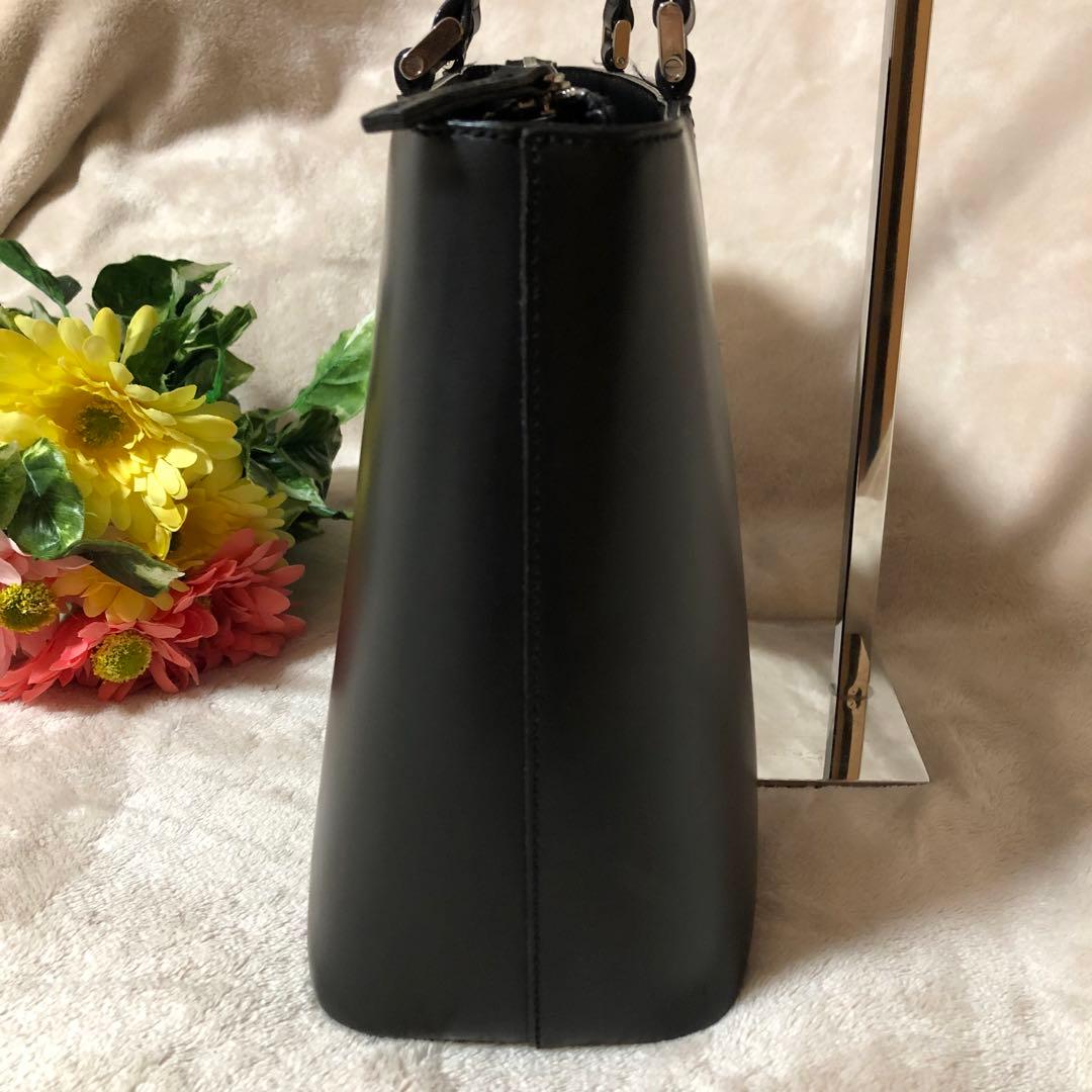 デイジー様2点まとめ売り（バーバリートートバッグ& 2way バッグ　クロコ）