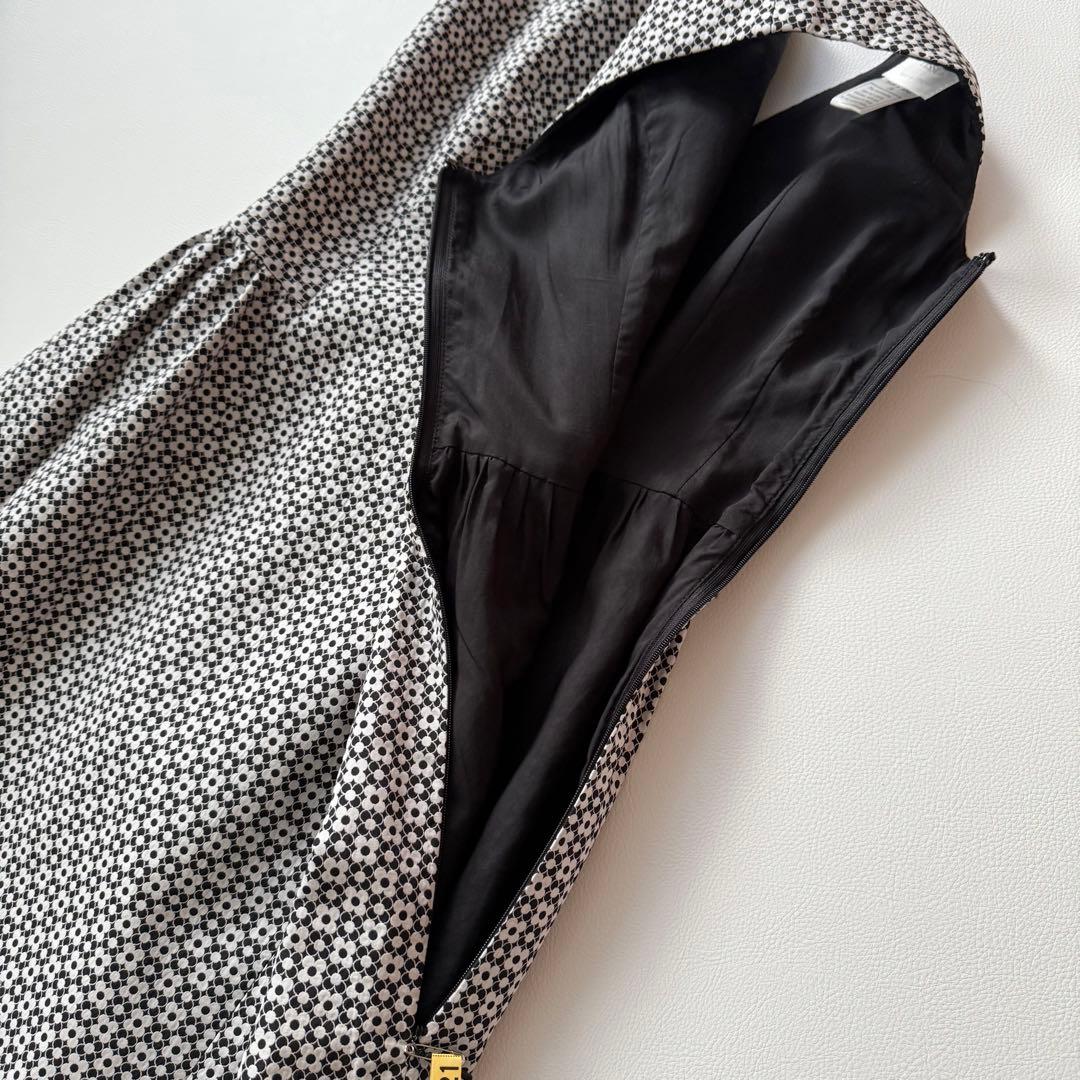 美品✨ルネ　リボンブローチ付き　カメリア総柄ワンピースドレス　クリーニング済　M