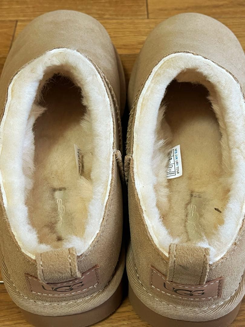 s103様BEAUTY&YOUTH UGGクラシック マイクロ24