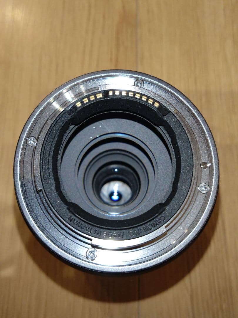 キャノン　Canon　RF15-30mm F4.5-6.3 IS STM