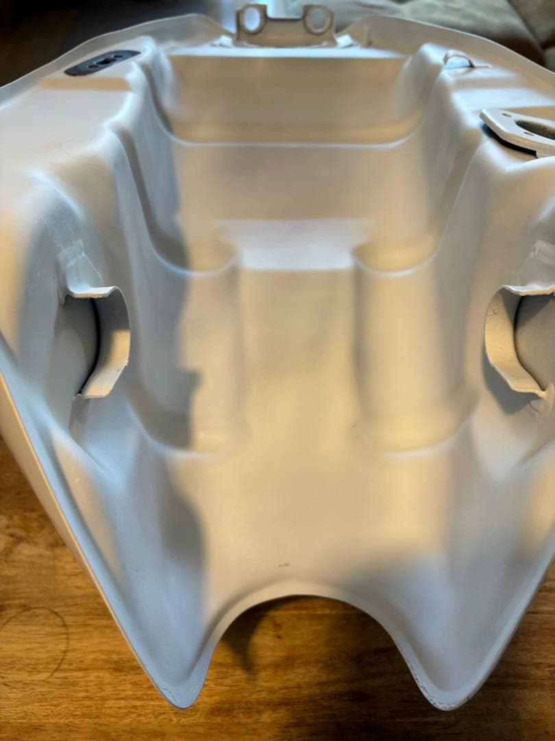 KAWASAKI ゼファー400 純正タンク　レストア品