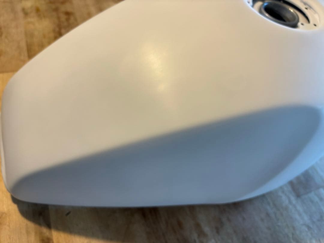 KAWASAKI ゼファー400 純正タンク　レストア品