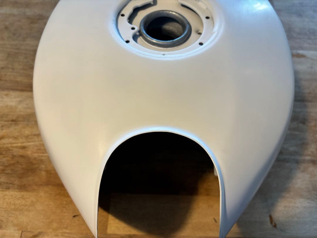 KAWASAKI ゼファー400 純正タンク　レストア品