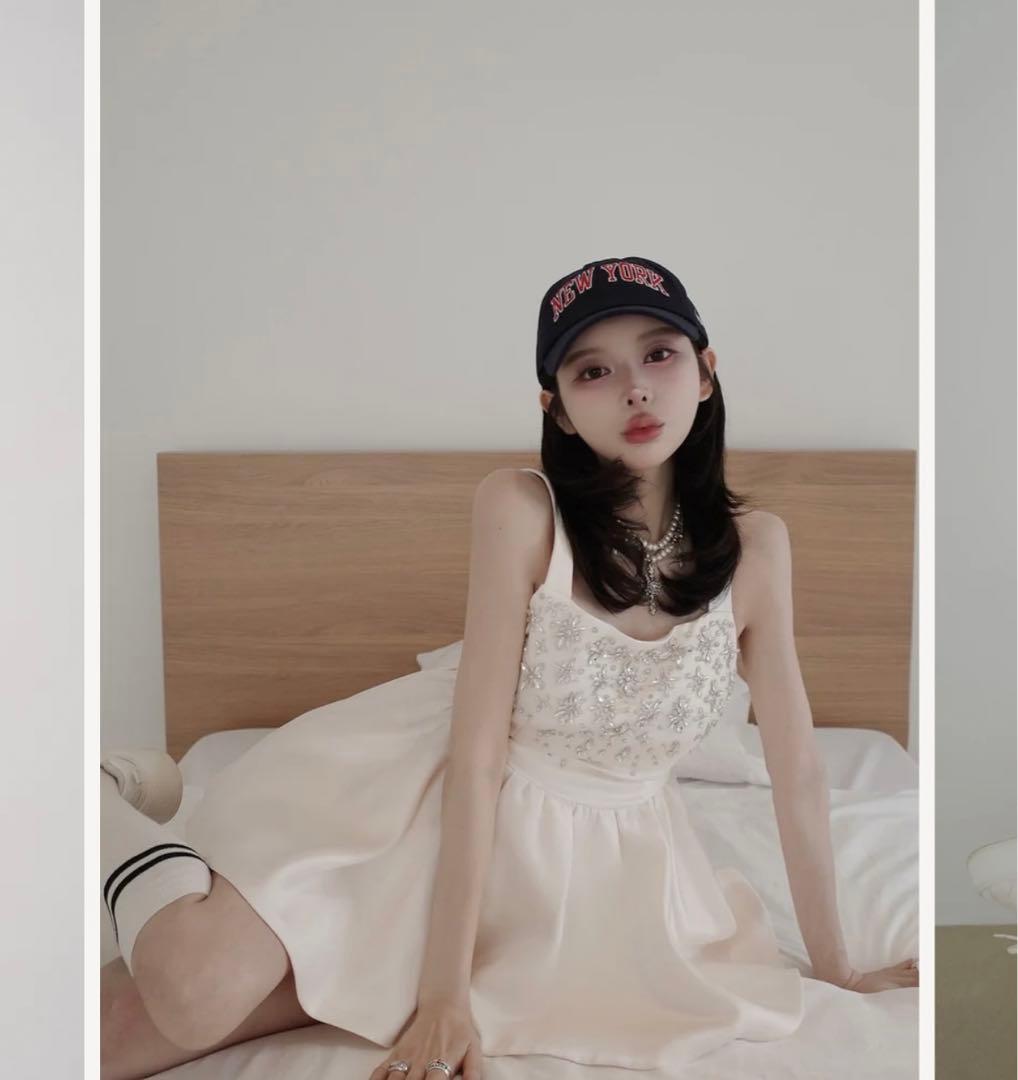 新品タグ付き ダーリッチ ジュエリーフレアチュニック アイボリー