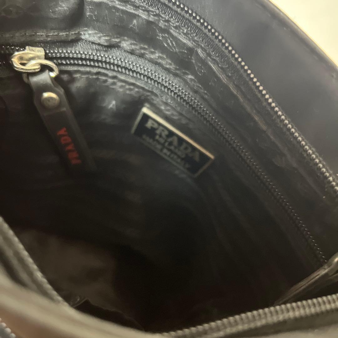 PRADA ブラック ショルダーバッグ　限定セール　当日発送