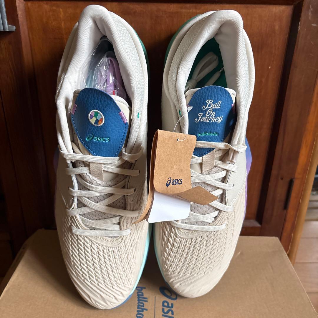 新品、未使用品　ボーラホリックasics バスケットボールシューズ