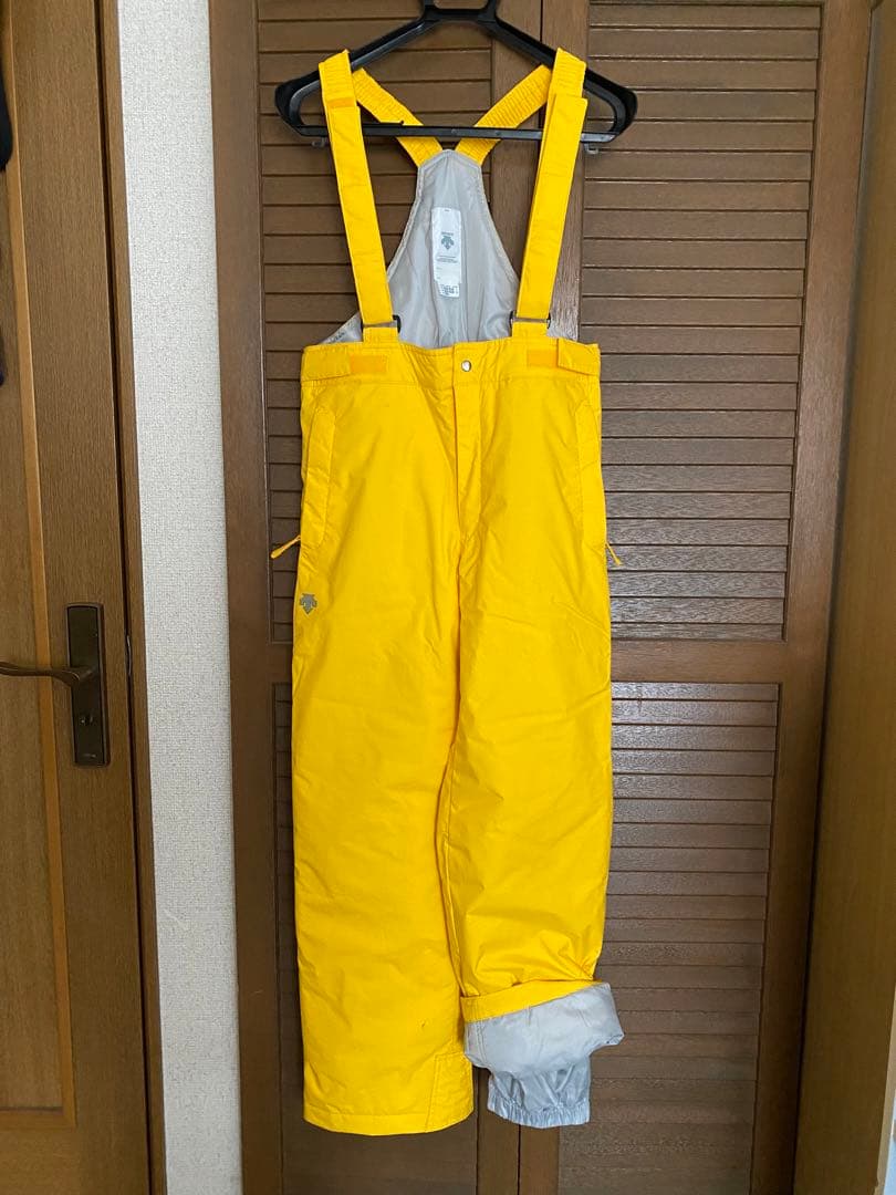 子ども用スキーウェア 紺/黄色