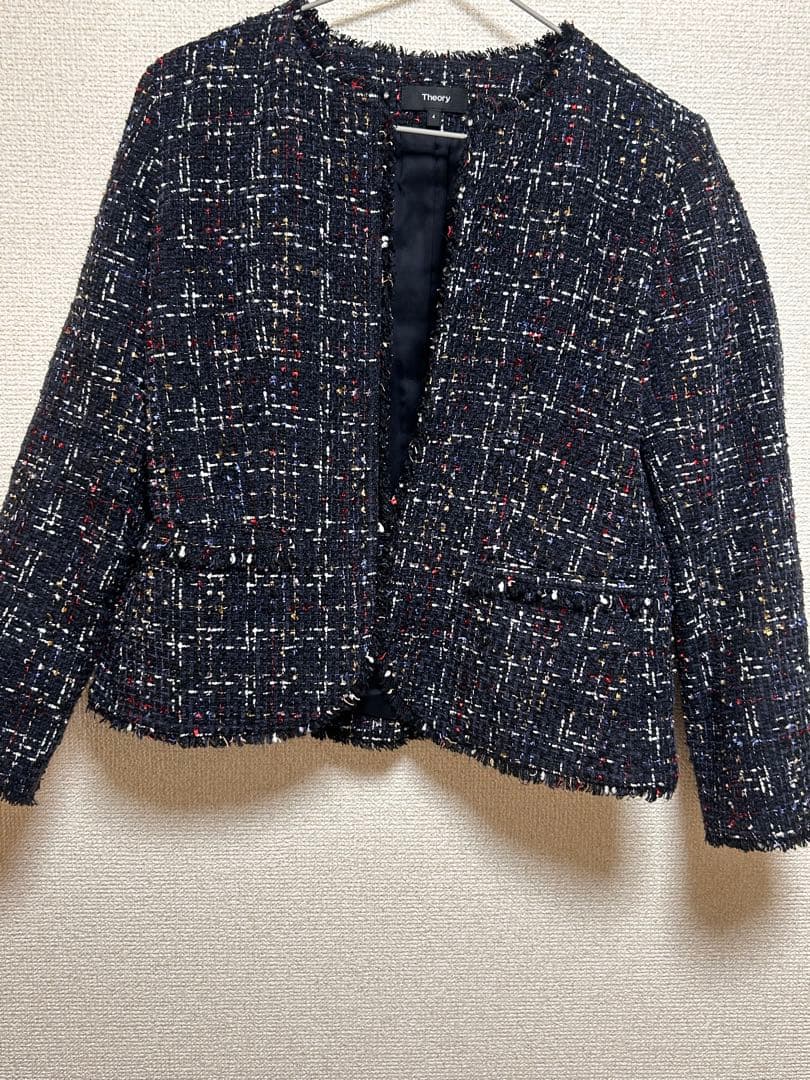 サ*ン様 Theory ノーカラージャケット サイズ11号＝Lサイズ。