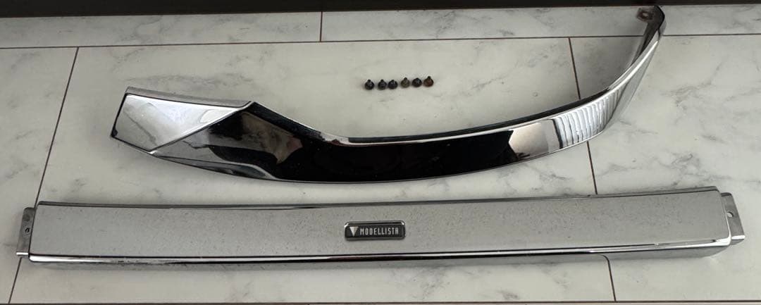 エスクァイア　モデリスタエアロ　メッキパーツ２点