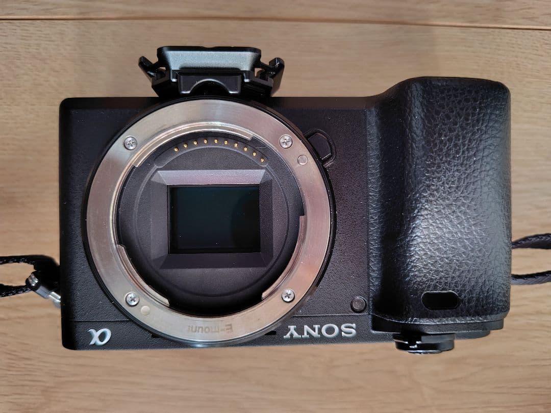 sony a6400 ミラーレス一眼 18-50mmレンズ付き