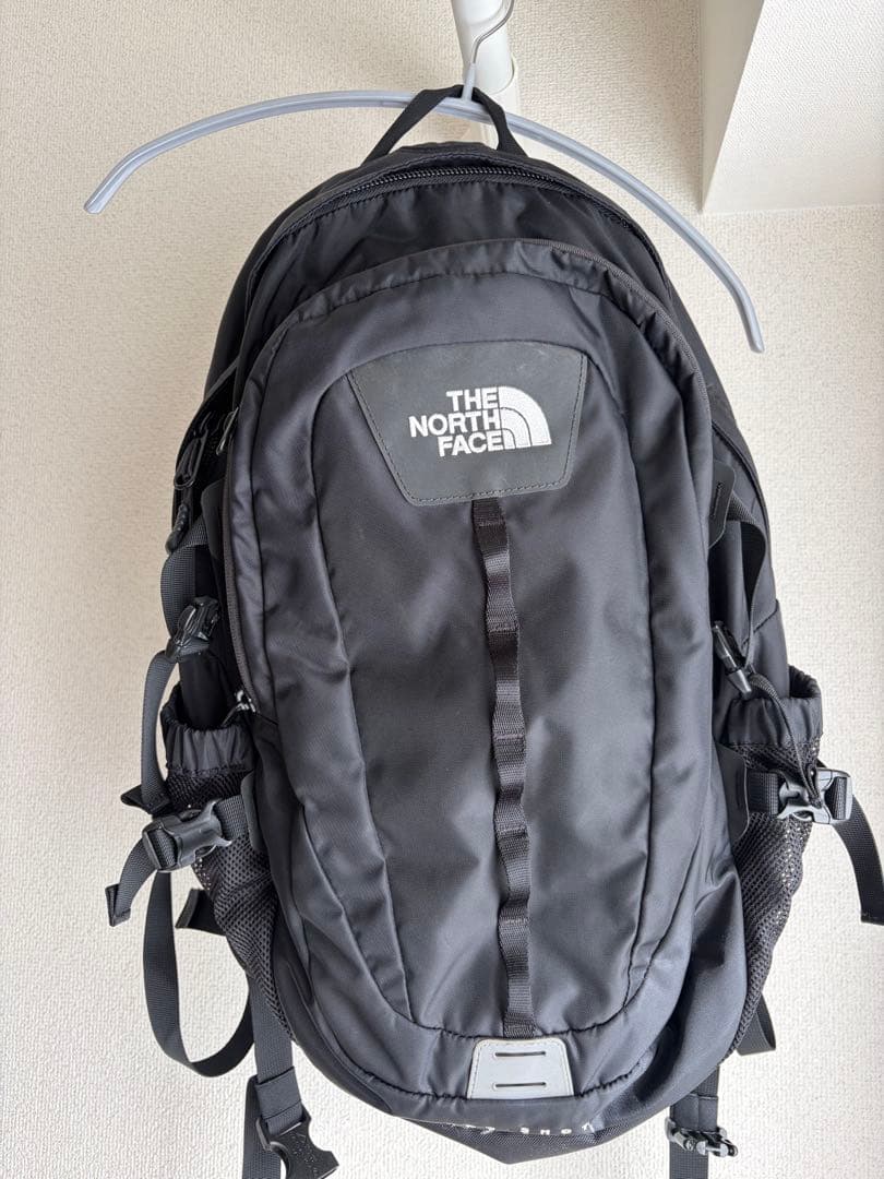 ノースフェイス　ホットショット　ブラック