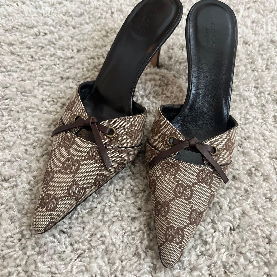 GUCCI ポインテッドトゥミュール ブラウン/ベージュ