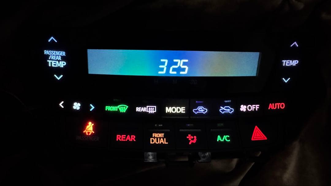 20系前期ヴェルファイア アルファード　グラデーション エアコンスイッチパネル