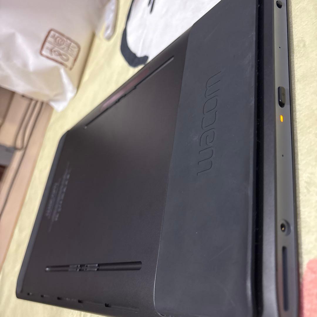 液タブ・ペンタブ Wacom mobileStudio pro 13