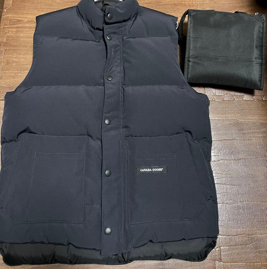 （美品）カナダグースダウンベスト　M size