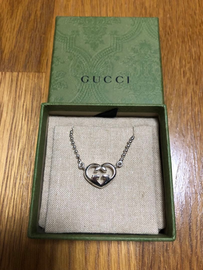 【値下げ】GUCCI インターロッキングハート　シルバー925ネックレス