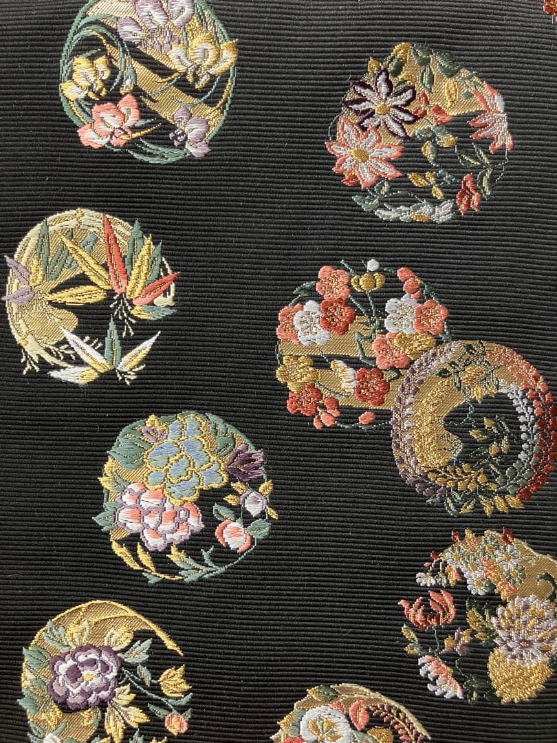 黒地に多彩な扇子模様 袋帯