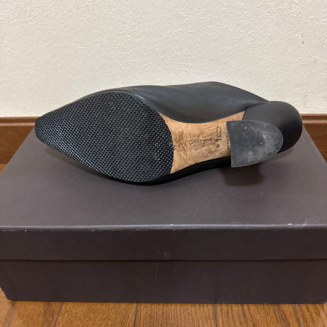 Bottega Veneta 黒 ナパレザー ミュール