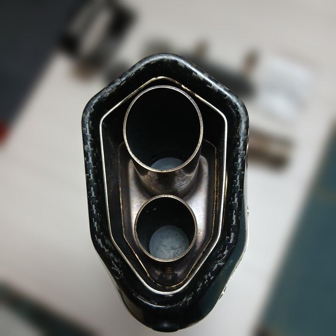 LCIPARTS カーボンファイバーマフラー