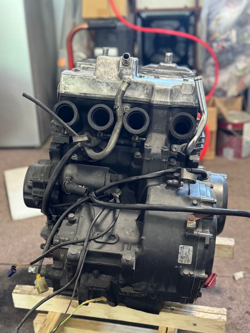 大人気 ホーネッ250 MC31-150xx2007年エンジンMC14E-200