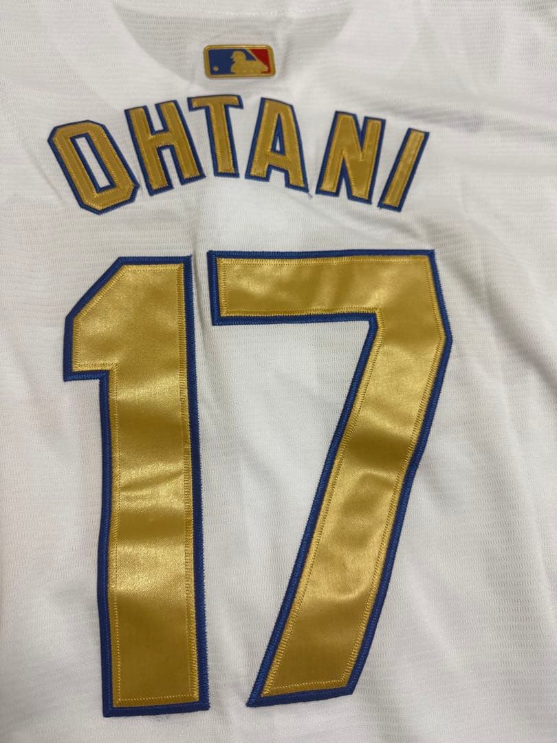 美品未着用　大谷翔平　ドジャース ワールドチャンピオンユニフォーム　XL