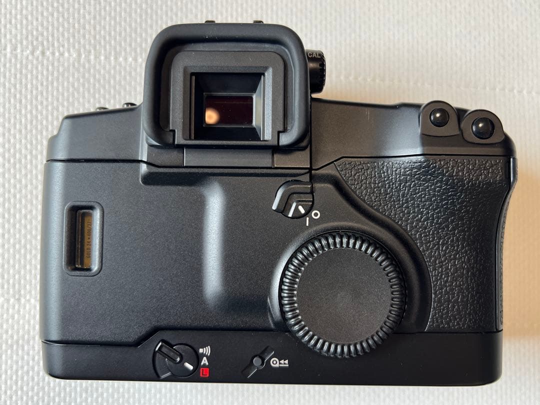 Canon EOS-3 一眼レフカメラ