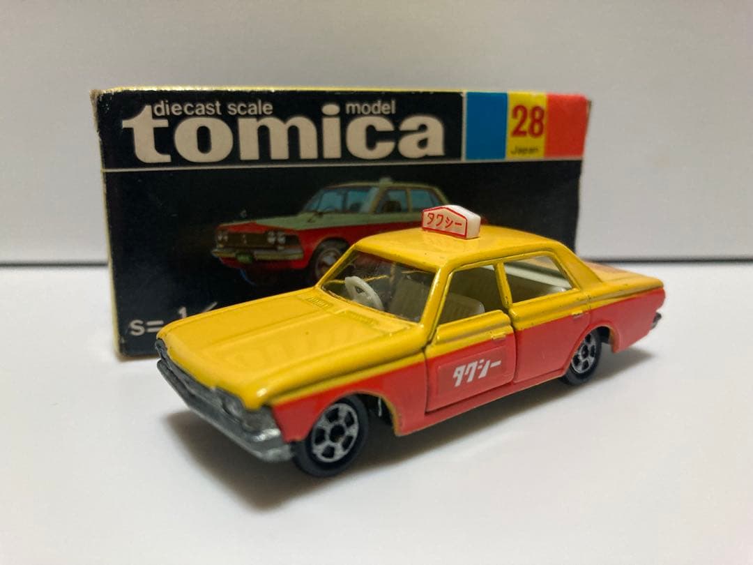 トミカ　日本製　クラウン　タクシー　1Aホイール　色指定箱　当時物