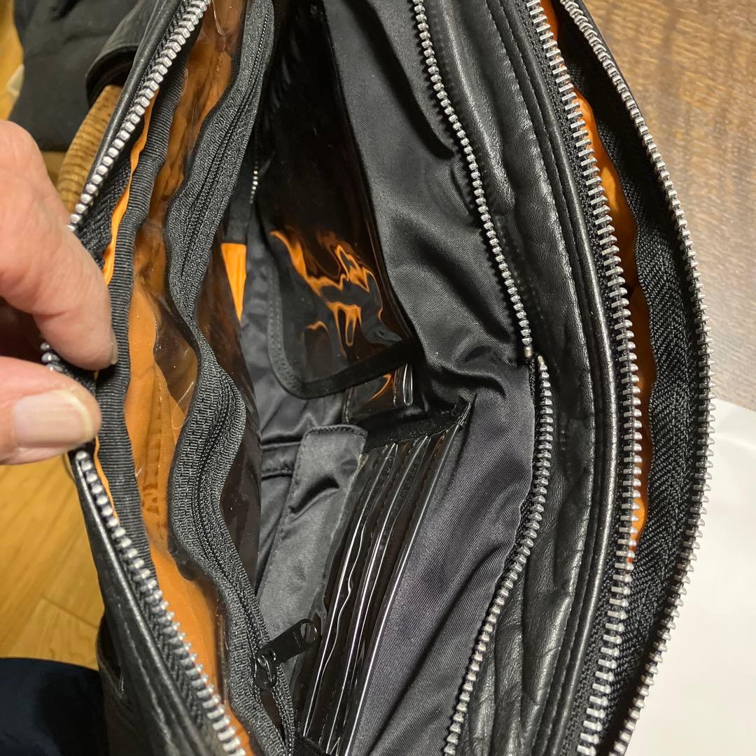 PORTER 吉田カバン　タンカー　レザーショルダーバッグ 2層式　ブラック