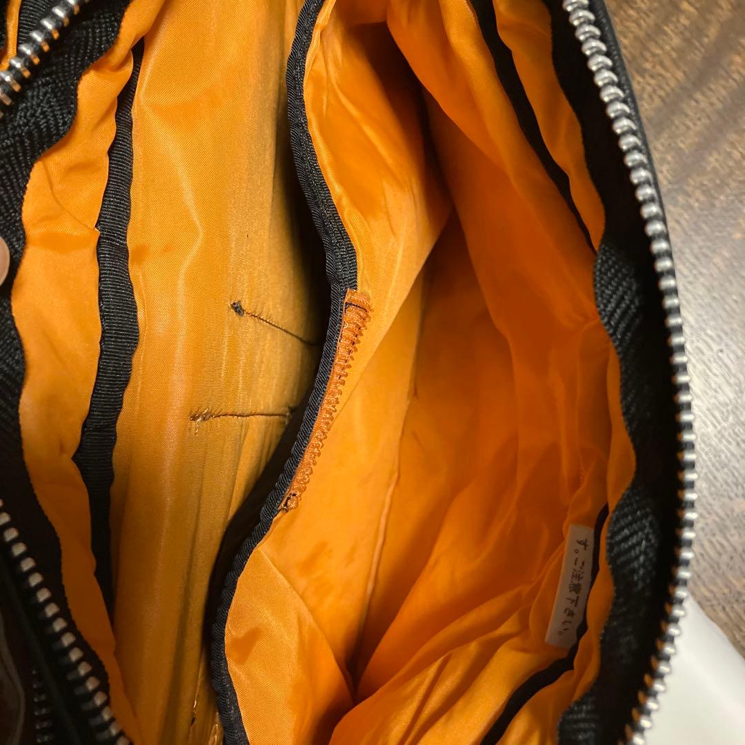 PORTER 吉田カバン　タンカー　レザーショルダーバッグ 2層式　ブラック