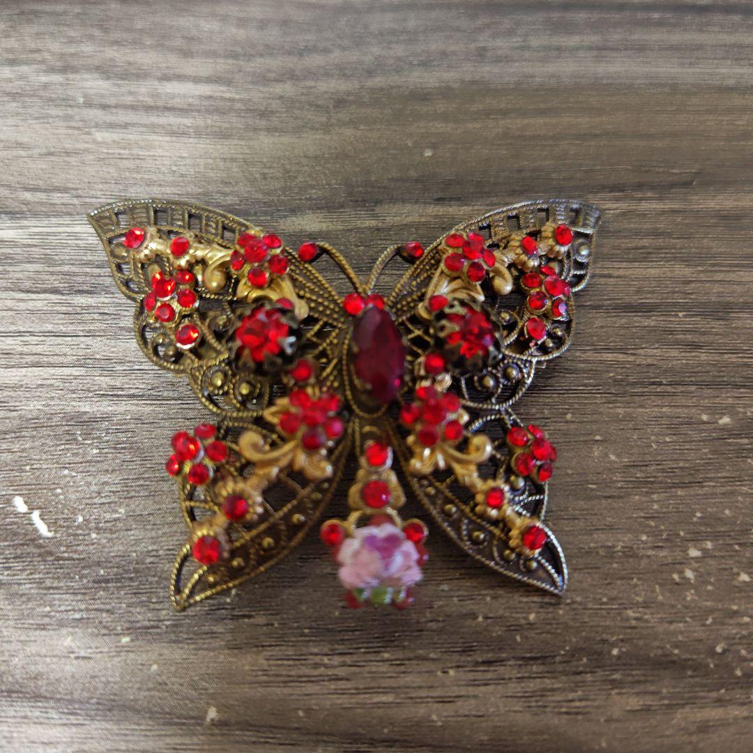 【匿名配送・保証書付・未使用】ミハエルネグリン　バレッタ　バタフライ　赤