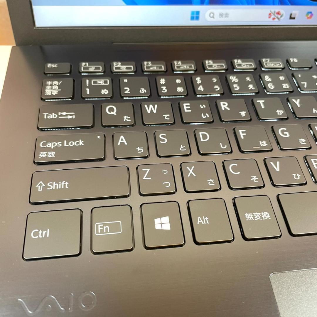 ★ぽぽ★ バッテリー良好 2020年製 第10世代 VAIO NN0
