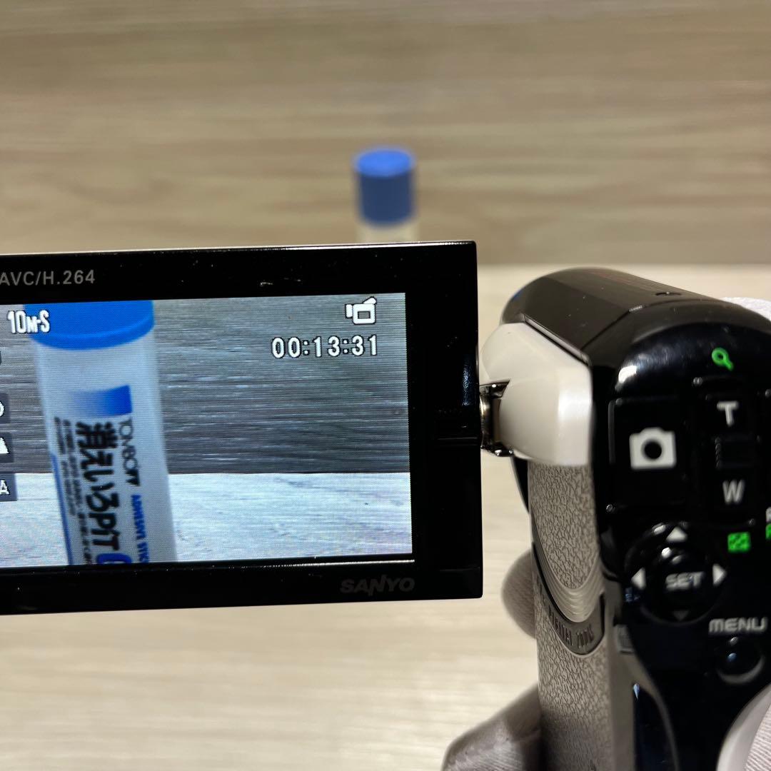 ビ*ニ様 SANYO Xacti DMX-CG11 ホワイト