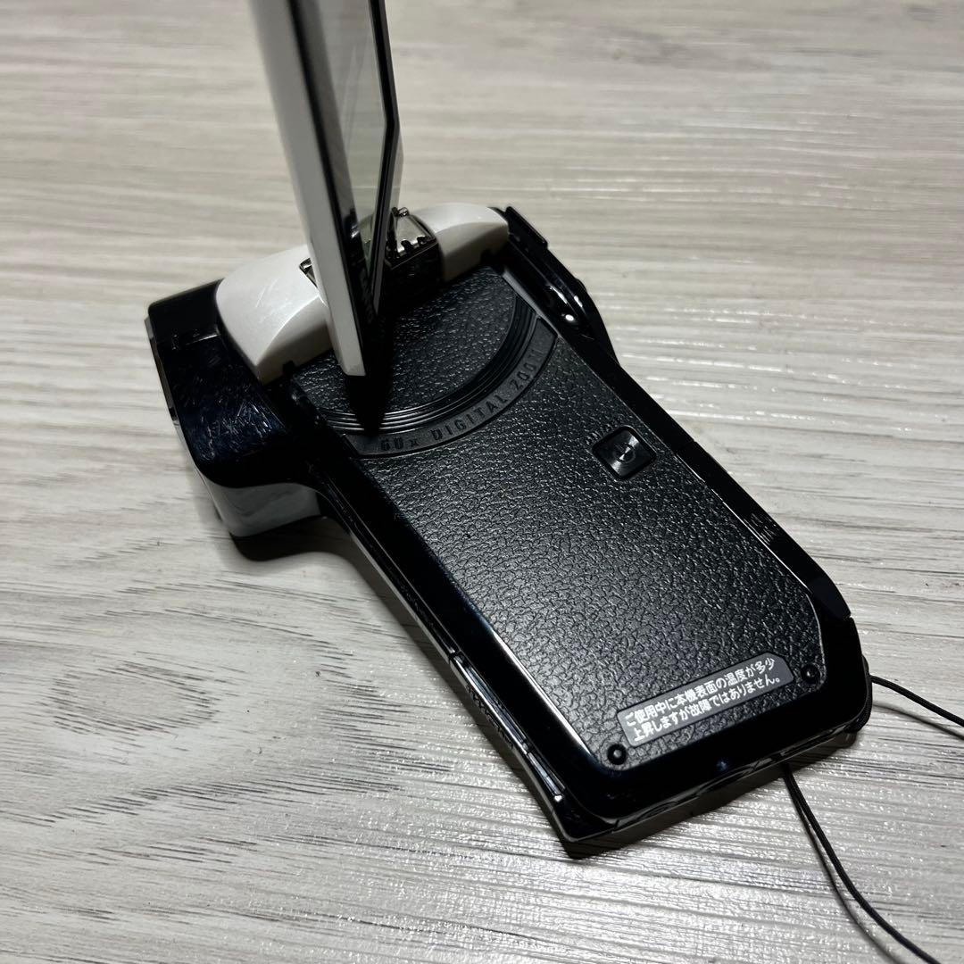 ビ*ニ様 SANYO Xacti DMX-CG11 ホワイト