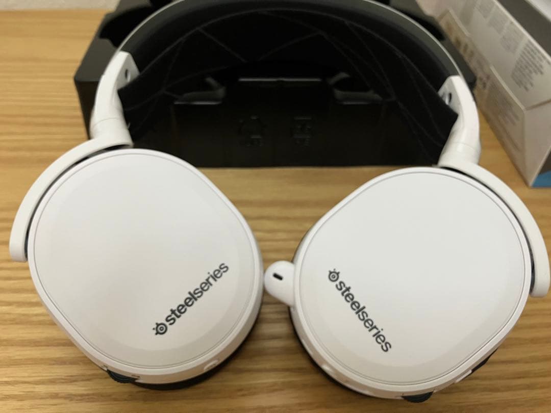 ヘッドホン STEELSERIES ARCTIS 7 WHITE 61508